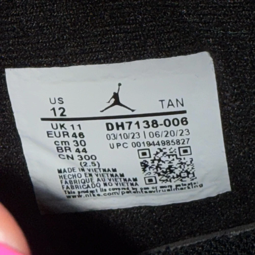 Jordan stylish sneakers